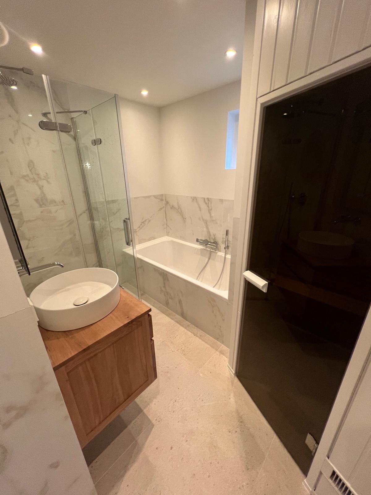 Badkamer #1 beneden vakantiehuis Texel bij De Krim